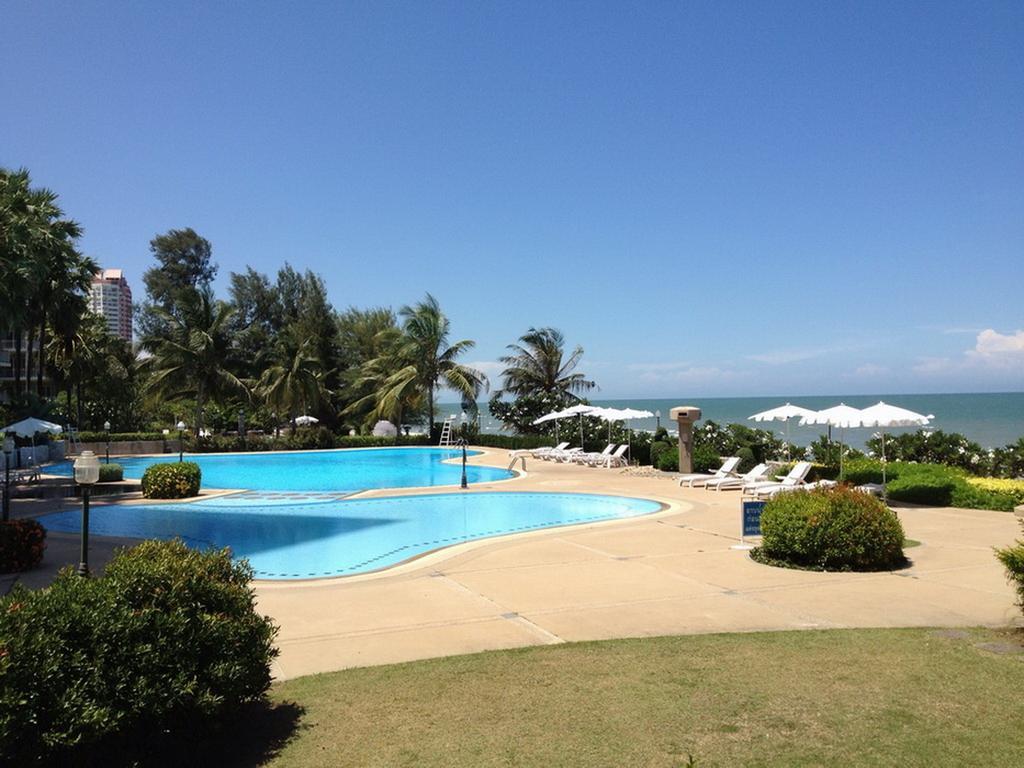 Cha-Am Beach Club Εξωτερικό φωτογραφία