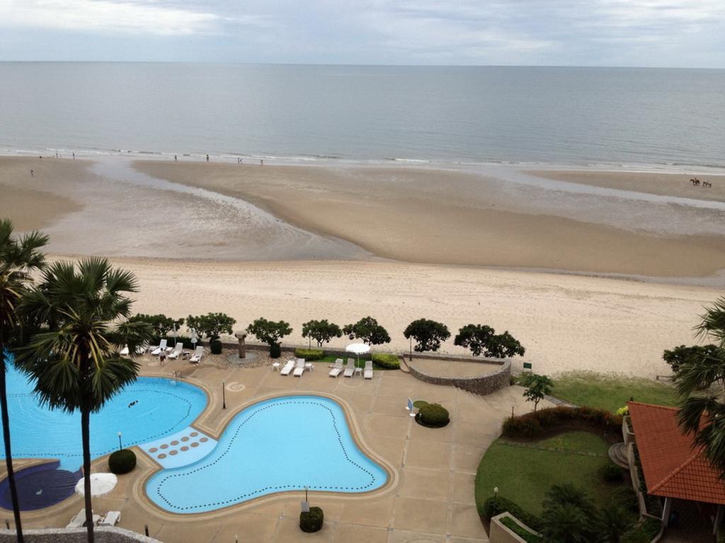 Cha-Am Beach Club Εξωτερικό φωτογραφία